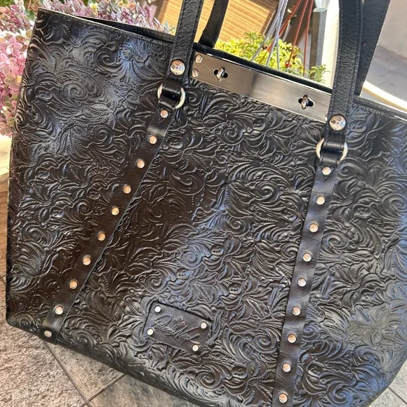 Patricia Nash Black Benvenuto Tote - Picture 2 of 14